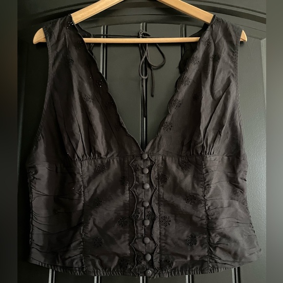 NWT Free People Nolan Embroidered Crop Tank In Black - Picture 1 of 10